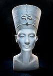 artists-secretly-3d-scan-bust-of-egyptian-queen-nefertiti-and-release-3d-print-files-online-03.jpg